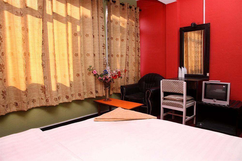 Hotel Silver Home Kathmandu Exterior foto