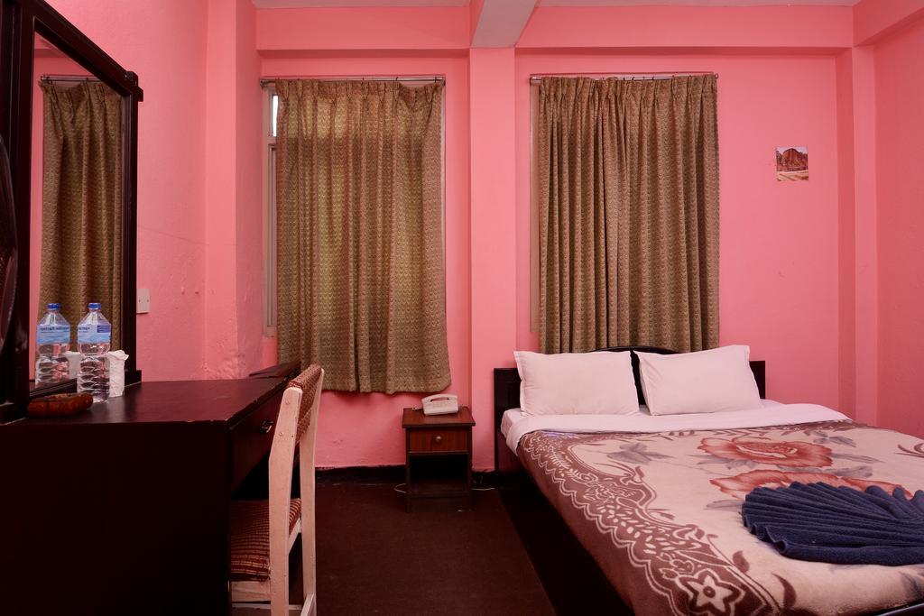 Hotel Silver Home Kathmandu Exterior foto