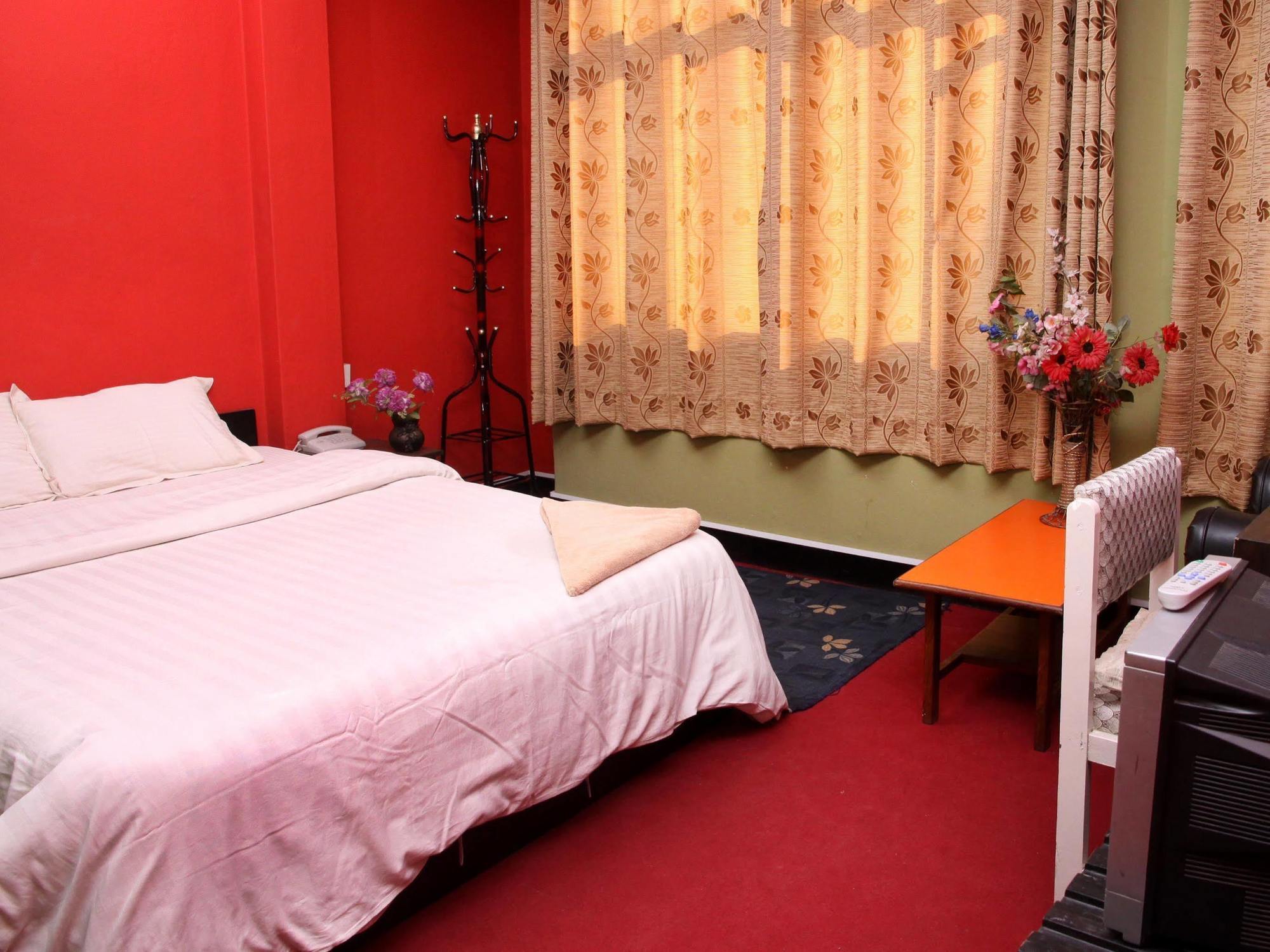 Hotel Silver Home Kathmandu Exterior foto